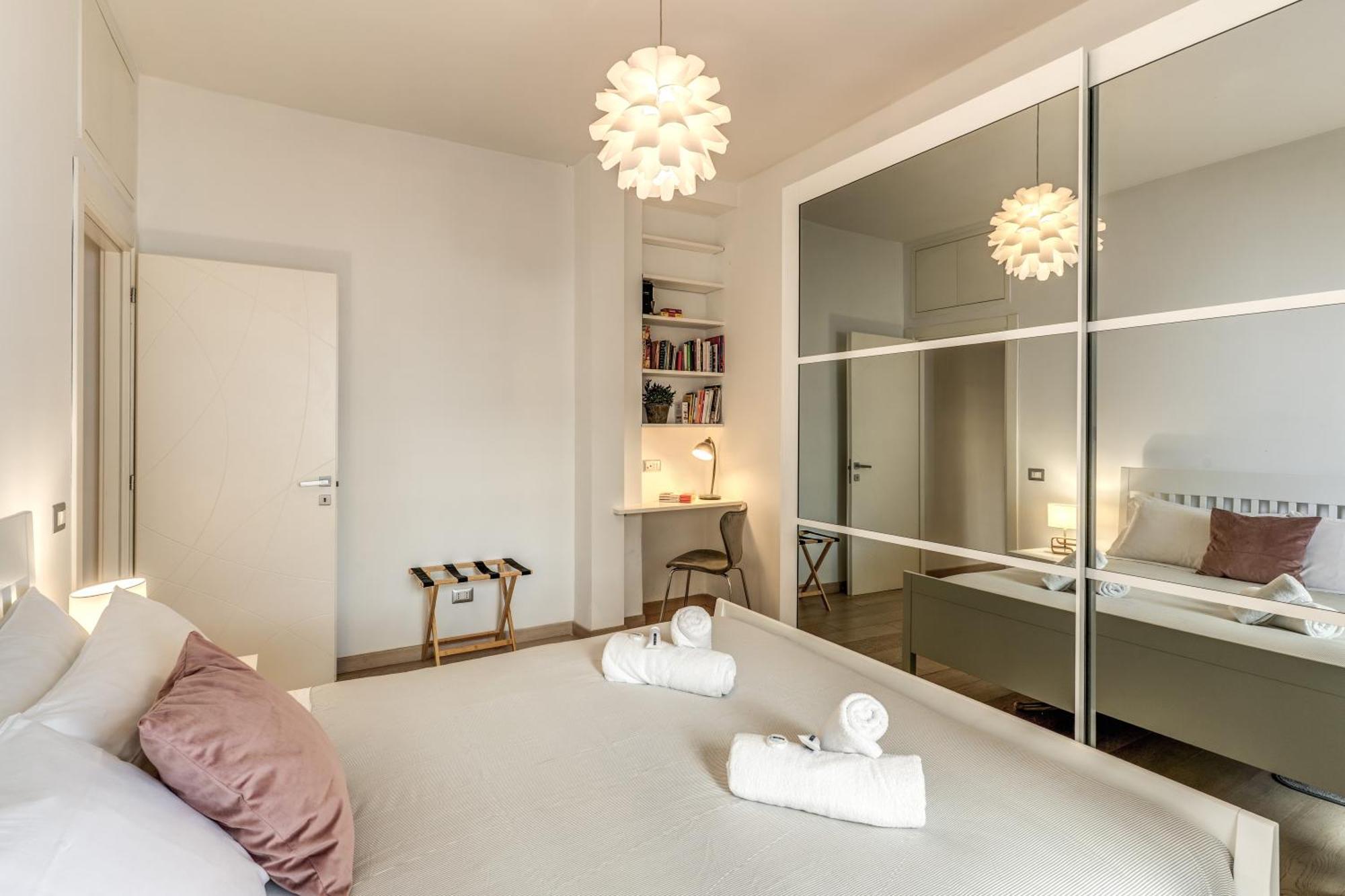 Santa Croce With Private Terrace Apartment