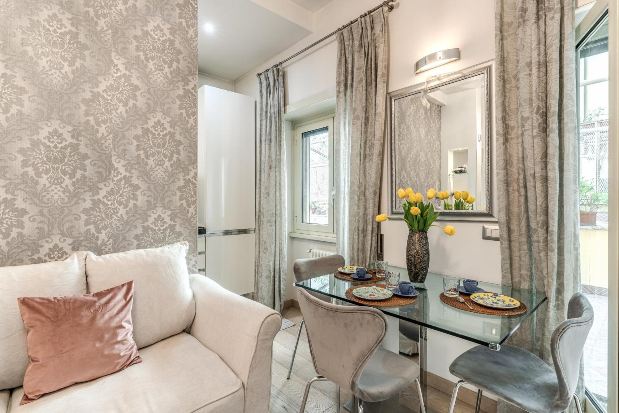 Santa Croce With Private Terrace Apartment