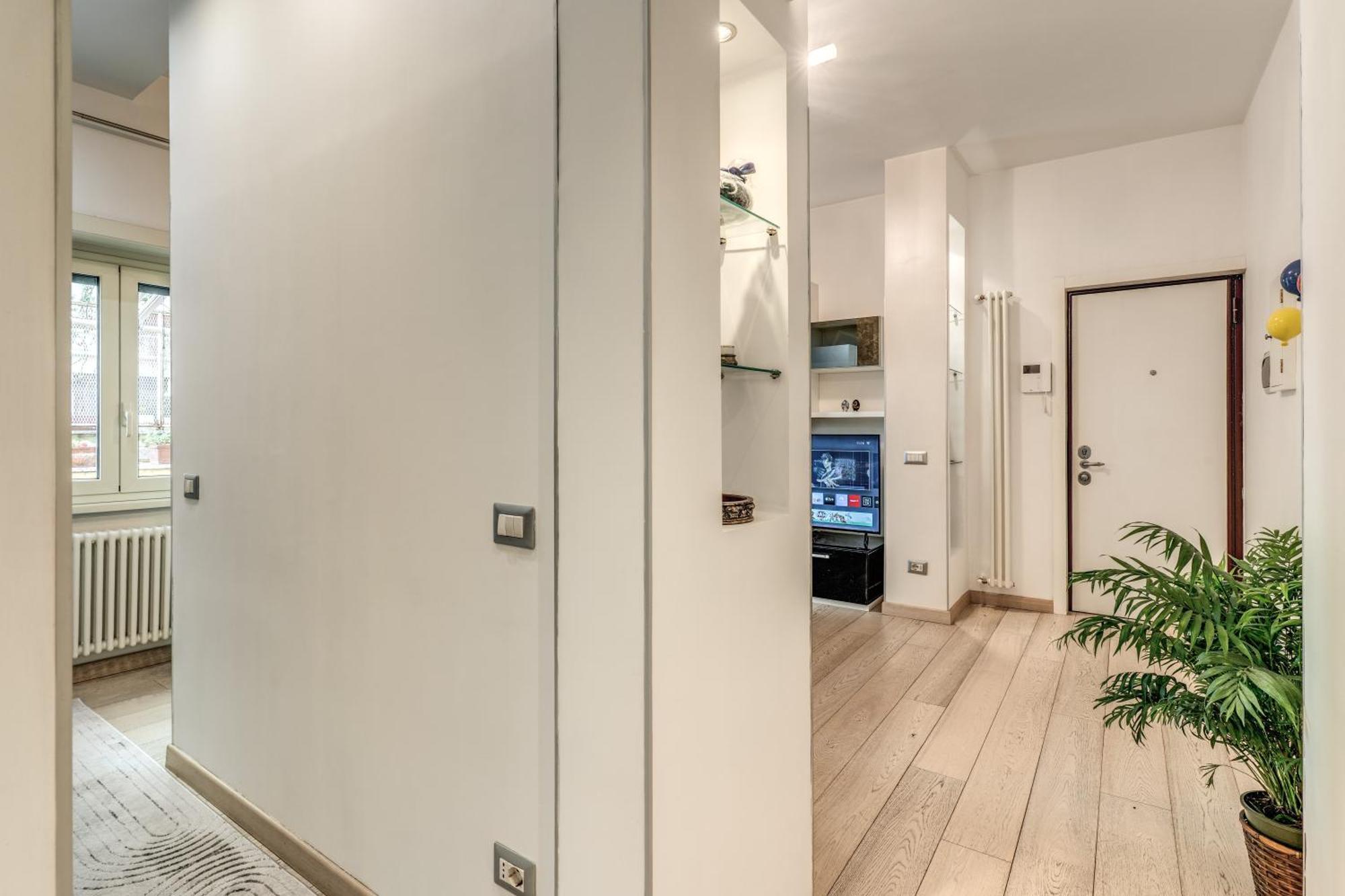 Santa Croce With Private Terrace * Rome
