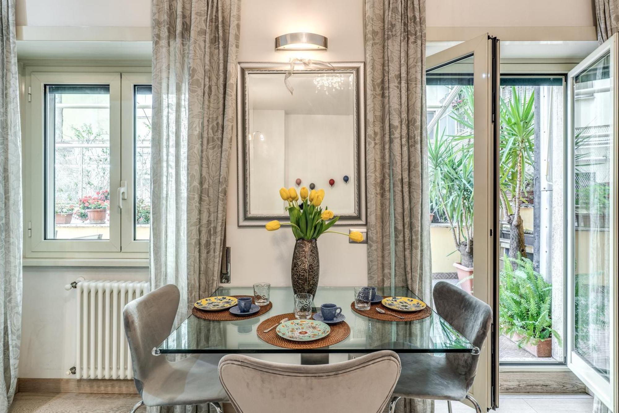 Santa Croce With Private Terrace * Rome